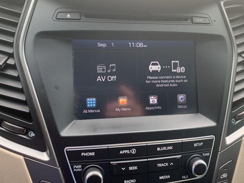 Used 2017 Hyundai Santa Fe Sport AWD/4WD image 18