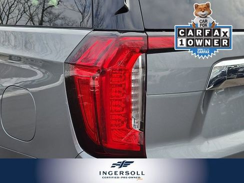 Used 2024 GMC Yukon XL SLT w/ SLT Premium Package image 13