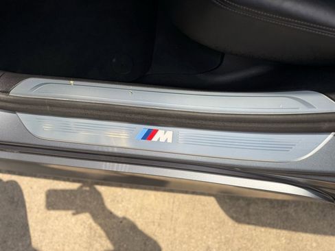 Used 2022 BMW 750i xDrive w/ M Sport Package image 22