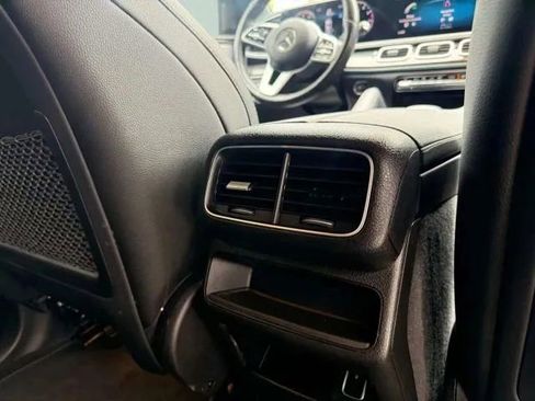 Used 2020 Mercedes-Benz GLE 350 w/ Premium Package image 20