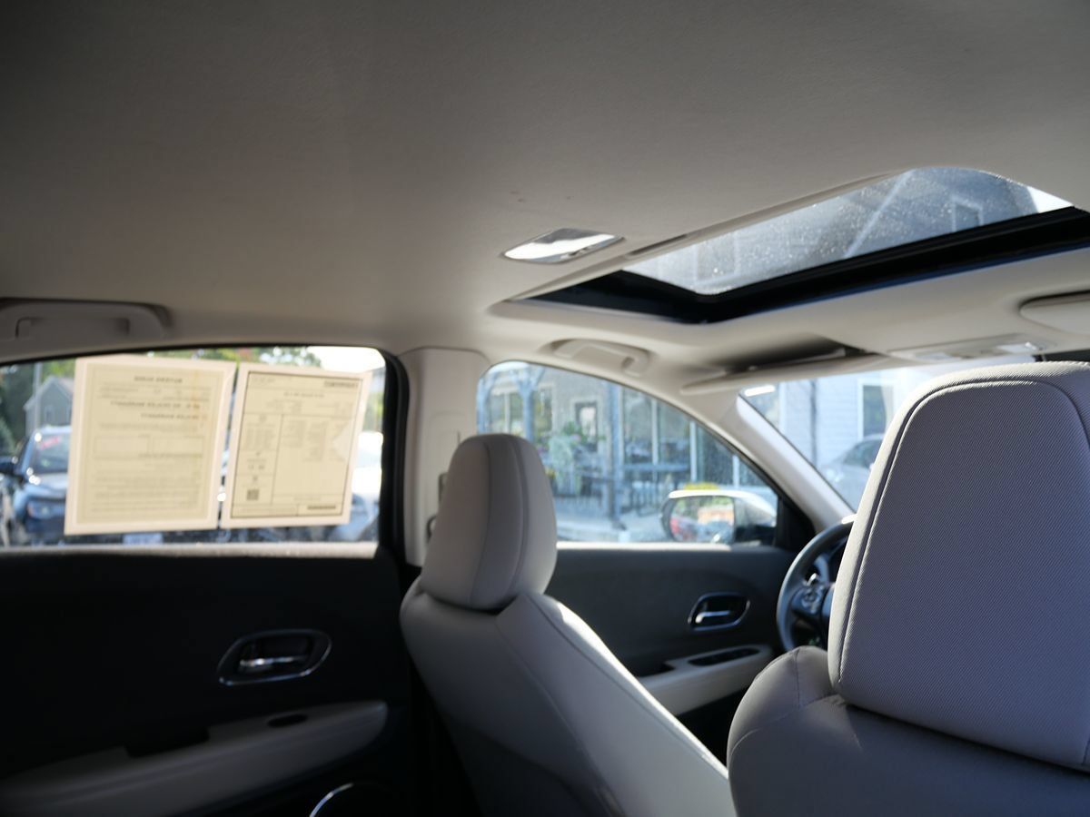 Used 2019 Honda HR-V EX image 24