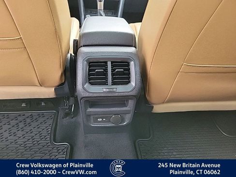 Certified 2022 Volkswagen Tiguan SE R-Line image 49