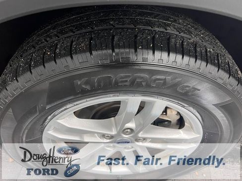 Used 2023 Ford Explorer XLT w/ Equipment Group 202A image 18