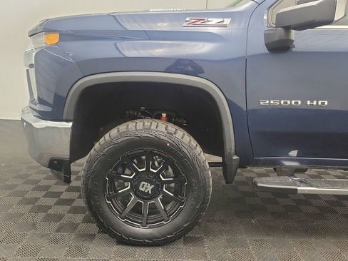 Used 2020 Chevrolet Silverado 2500 LTZ image 17