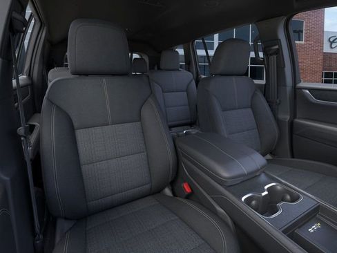 New 2026 GMC Acadia Elevation FWD image 16