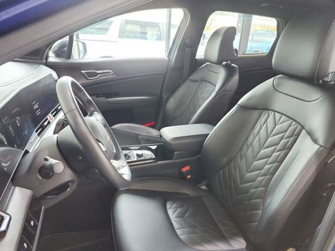 Certified 2023 Kia Sportage X-Line image 12