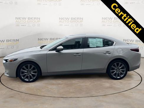 Used 2025 MAZDA MAZDA3 s FWD image 2