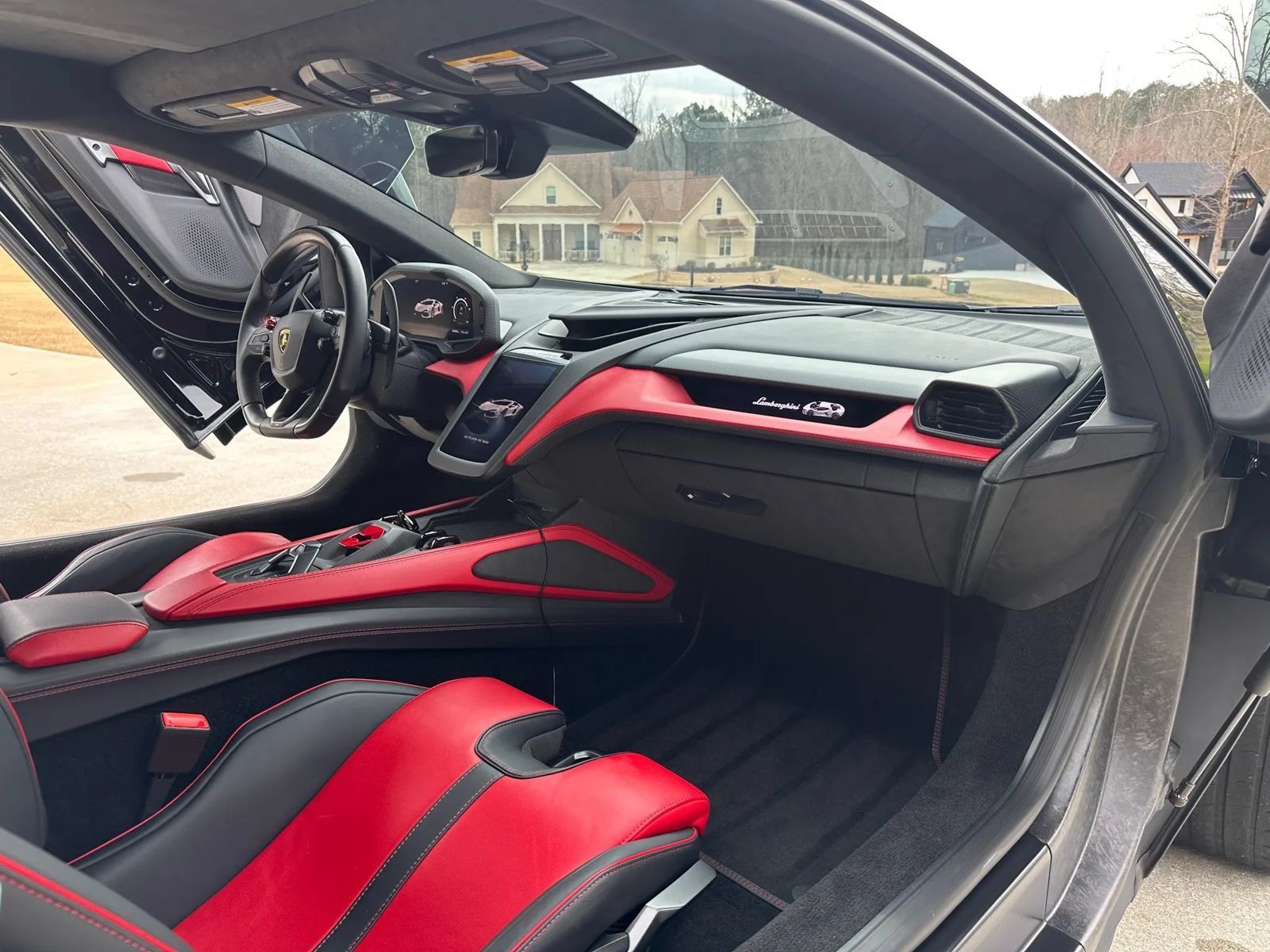 Used 2024 Lamborghini Revuelto AWD/4WD image 42