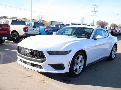 New 2026 Ford Mustang Coupe image 9