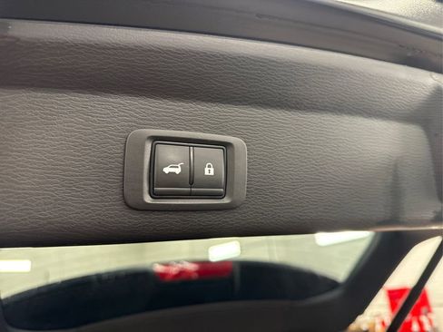 Used 2024 Mitsubishi Outlander SE image 14