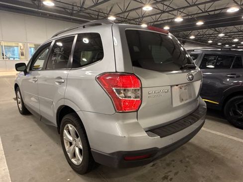 Used 2015 Subaru Forester 2.5i Premium w/ All-Weather Package AWD/4WD image 4