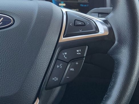 Used 2024 Ford Edge SEL image 29