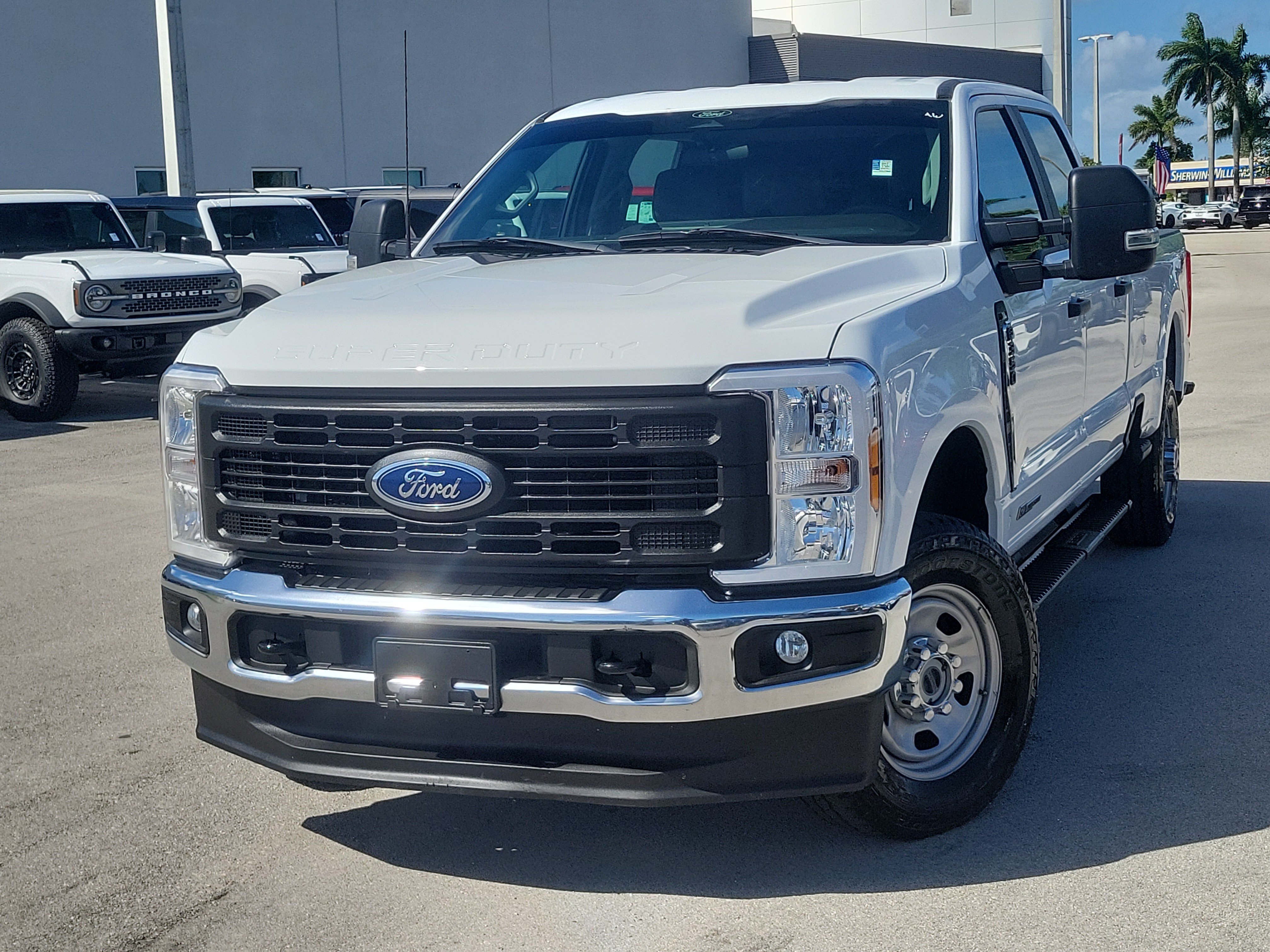 Used 2024 Ford F350 XL w/ FX4 Off-Road Package AWD/4WD 360° Tour