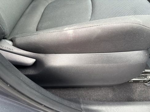 Used 2020 Toyota RAV4 LE image 22