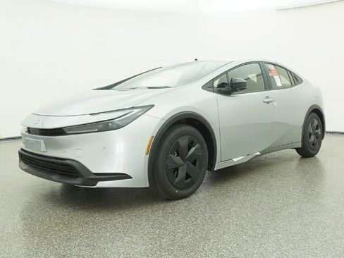 New 2026 Toyota Prius LE image 28