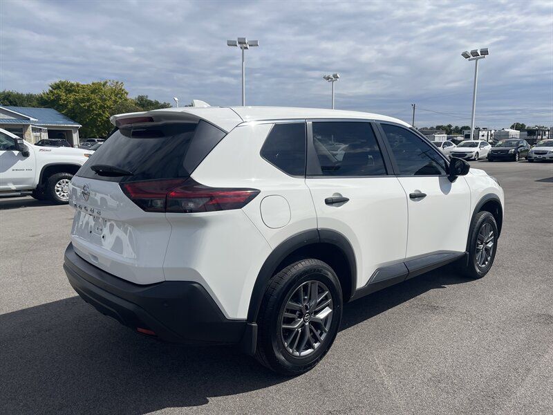 Used 2021 Nissan Rogue S FWD image 3