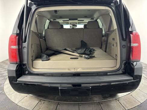Used 2017 Chevrolet Tahoe LT image 21