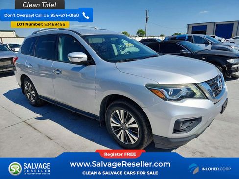Used 2017 Nissan Pathfinder SL w/ SL Tech Package FWD image 5