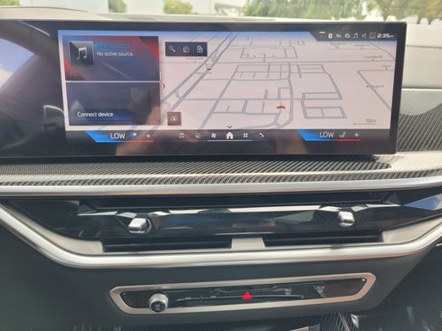 New 2026 BMW X7 M60i image 23