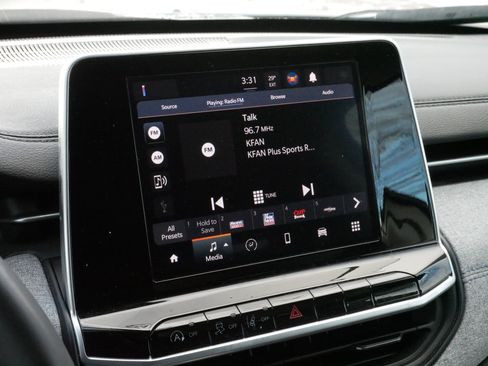 Used 2022 Jeep Compass Latitude image 21