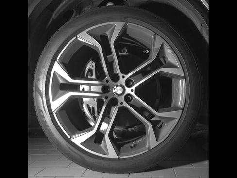 Certified 2024 BMW X5 sDrive40i w/ Premium Package RWD image 11