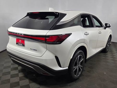 Used 2025 Lexus RX 350 FWD w/ Technology Package image 8