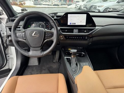 Used 2024 Lexus UX 250h AWD w/ Premium Package image 13
