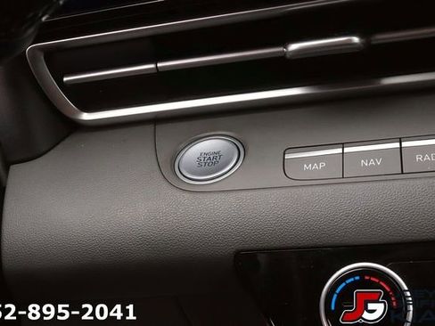 Used 2023 Hyundai Elantra SEL w/ Convenience Package FWD image 20