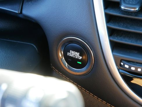 Certified 2022 Chevrolet Trax LT w/ LT Convenience Package image 26