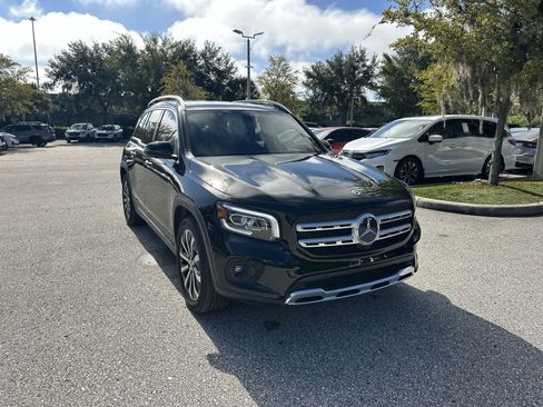 Used 2022 Mercedes-Benz GLB 250 4MATIC image 8