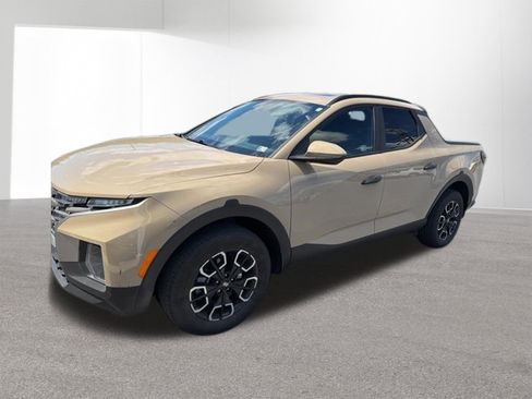 Used 2024 Hyundai Santa Cruz SEL w/ Activity Package FWD image 2
