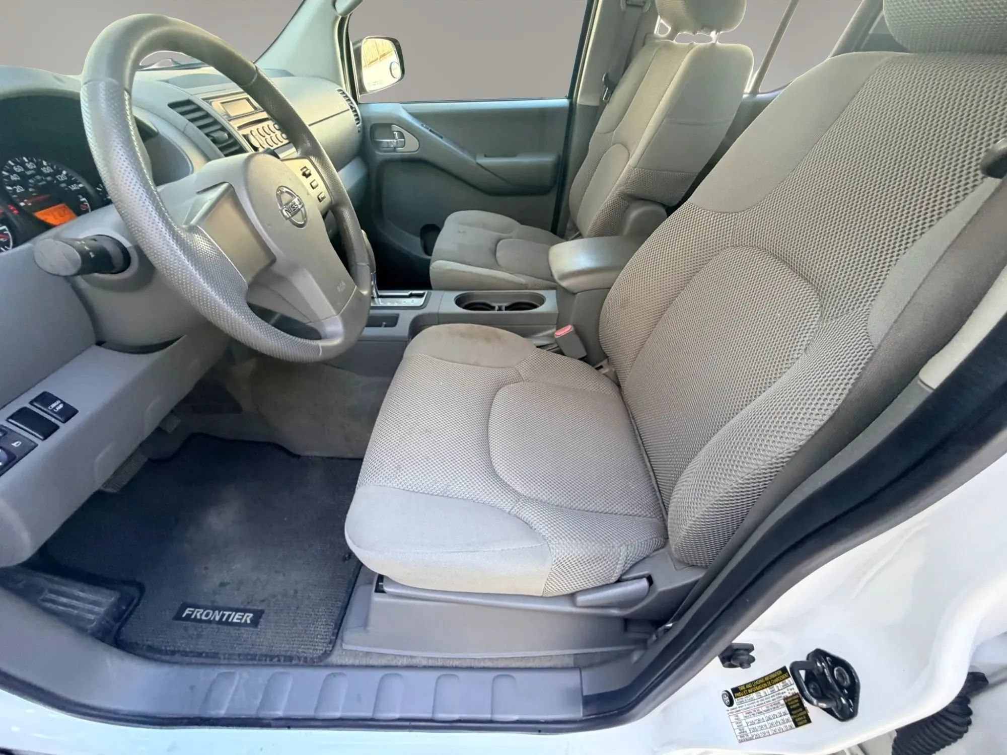 Used 2006 Nissan Frontier SE w/ (P01) Power Pkg RWD image 18