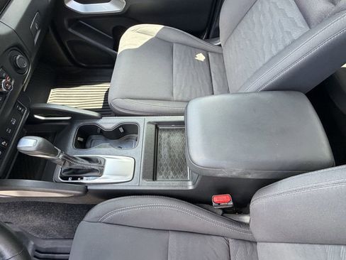 Used 2023 Nissan Frontier SV w/ SV Convenience Package AWD/4WD image 20