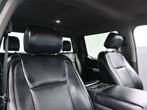 Used 2019 Ford F250 Lariat image 26