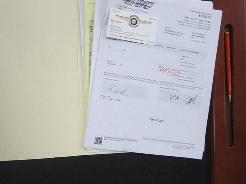 Used 2009 Chevrolet Corvette Convertible w/ Preferred Equipment Group RWD image 49