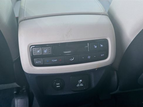 Certified 2024 Hyundai Palisade Limited image 22