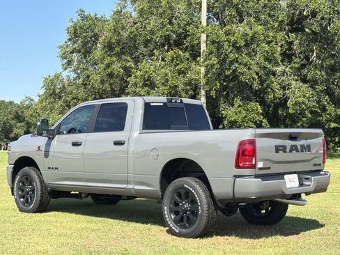 New 2026 RAM 2500 Big Horn AWD/4WD image 11