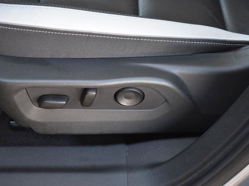 Used 2024 Buick Envision Sport Touring image 22