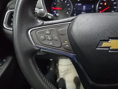 Used 2021 Chevrolet Equinox LT FWD image 21
