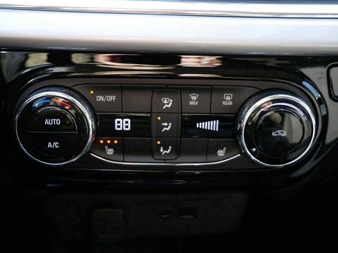 Used 2024 Chevrolet Trax LT w/ Driver Confidence Package image 23