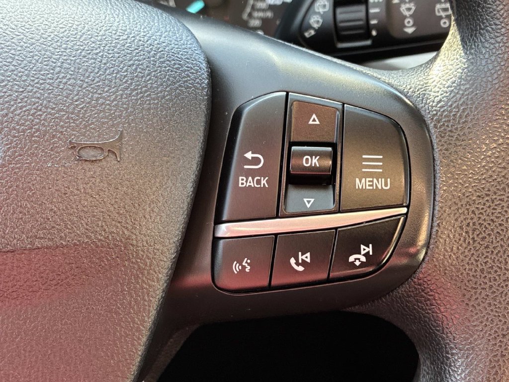 Certified 2021 Ford Escape SE w/ SE Sport Appearance Package AWD/4WD image 25