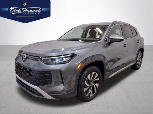 New 2026 Volkswagen Tiguan S image 1