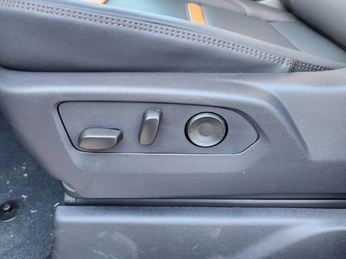 New 2026 GMC Sierra 1500 AT4 w/ AT4 Premium Package image 19