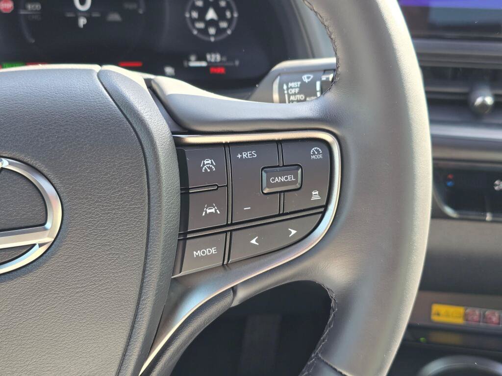 Used 2025 Lexus UX 300h AWD w/ Accessory Package (Z1) image 28