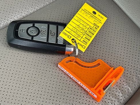 Used 2019 Ford Expedition Max XLT w/ Equipment Group 202A image 24