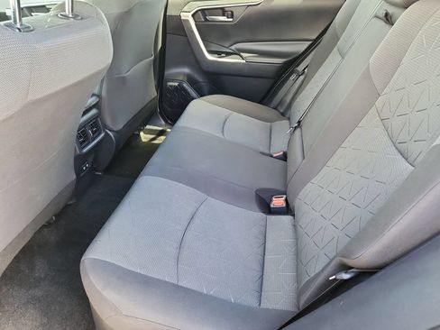Used 2020 Toyota RAV4 XLE w/ Convenience Package AWD/4WD image 8