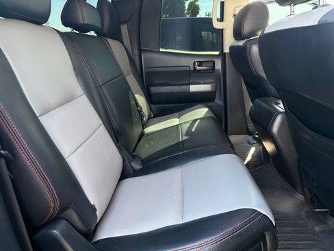 Used 2010 Toyota Tundra 4x4 Double Cab image 12
