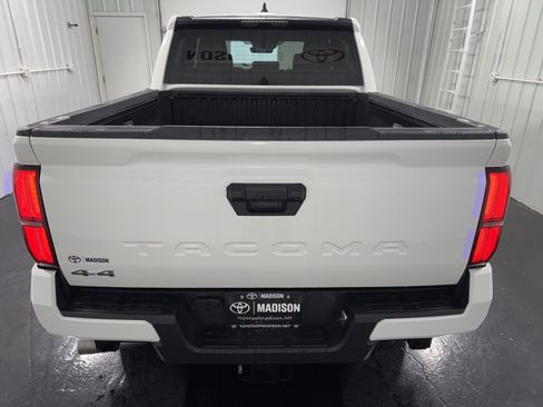 New 2026 Toyota Tacoma SR5 AWD/4WD image 34