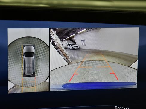 Used 2025 Buick Enclave Preferred image 27