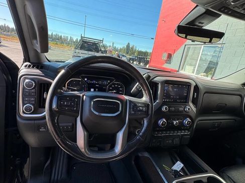 Used 2021 GMC Sierra 3500 Denali w/ Denali Black Diamond Edition image 8